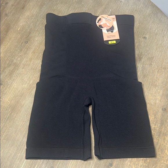 Shapermint Essentials High Waisted Shaper Shorts Black Size M/L - Picture 2 of 14